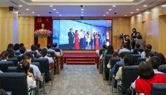 Toàn cảnh Lễ phát động Giải thưởng Báo chí tuyên truyền về sử dụng năng lượng tiết kiệm và hiệu quả năm 2024