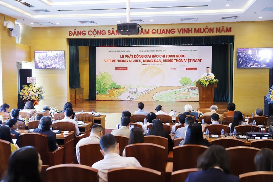Phát động giải báo chí toàn quốc viết về “nông nghiệp, nông dân, nông thôn Việt Nam”.