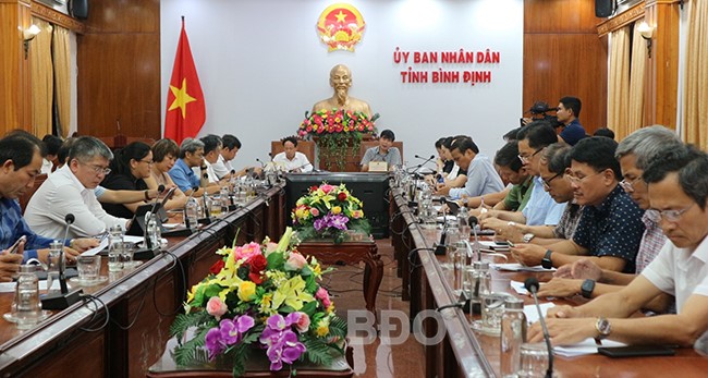 Quang cảnh cuộc họp. Ảnh: K.VY